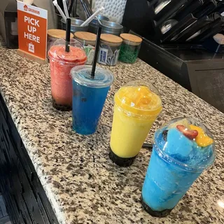 24 oz. Blue Hawaii Slush