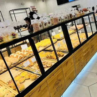 Pastry cases
