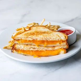 Kid&apos;s Grilled Cheese