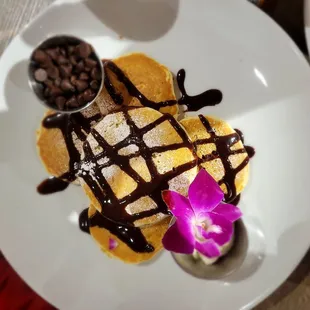 chocolate chip Pancakes with chips on the side