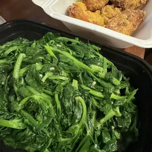 Garlic pea shoots Salted egg chicken wings