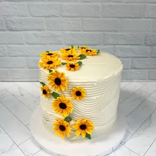 Sunflower custom cake