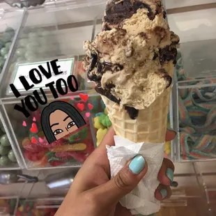 One scoop of Maddy's Mud in a waffle cone
