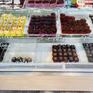 Dessert display