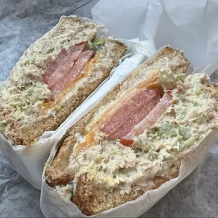 food, sandwiches