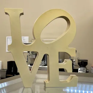 ﾟﾟ*:｡ L (*‿*)VE is in the air my friends  @ #SweetCravingsbyShar. #Supportlocal