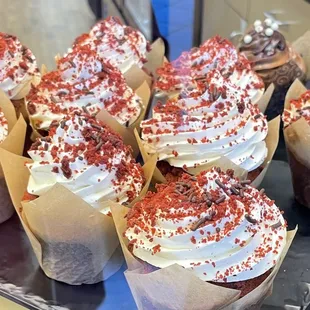 (*‿*) #support local @ #SweetCravingsbyShar. Thank you Shar for your sweet hospitality!