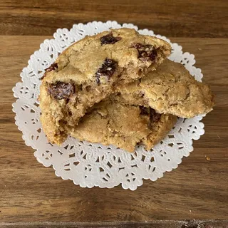 Oatmeal Raisin Cookies
