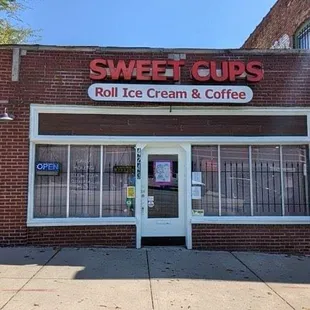 he front of the store