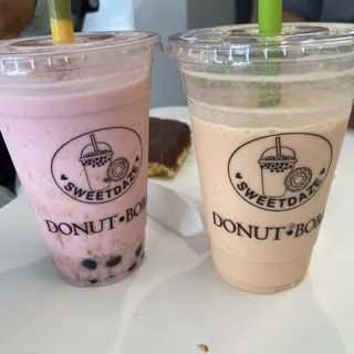 S13. Mango Strawberry Smoothie