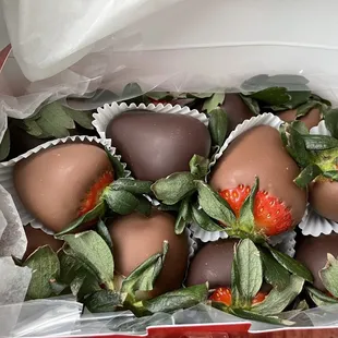 Chocolate strawberries