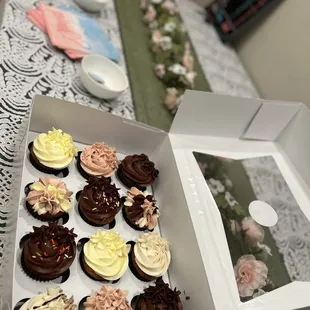 dessert, cupcakes, food