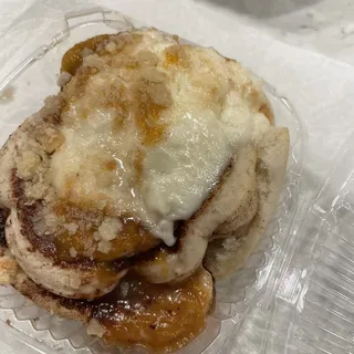 Peach Cobbler Cinna-Roll