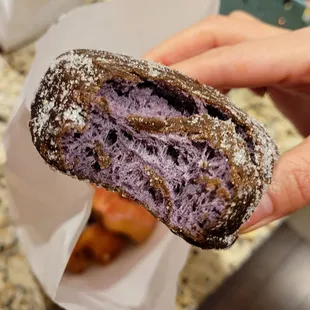 Ube malasada