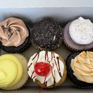 Top: double chocolate, cookies &amp; cream, ube macapuno Bottom: lemon drop, banana split, salted caramel