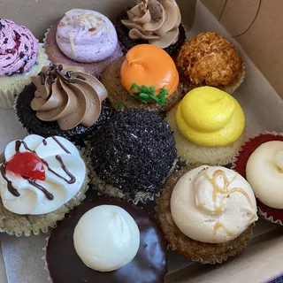 1 Dozen Mini Assorted Cupcakes
