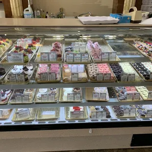 Mini cake and dessert counter