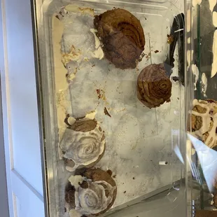 I didn't have the cinnamon rolls but they sure look tasty!