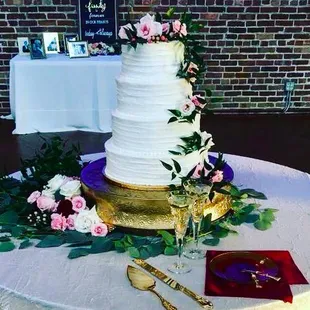 Simple Wedding Cake