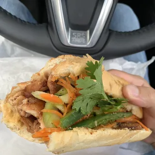 Chicken Banh Mi