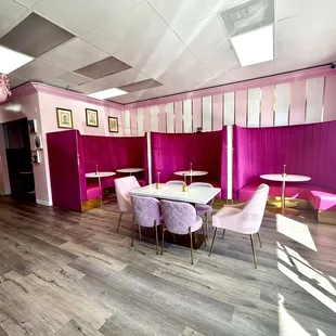 Gorgeous and comfortable booths