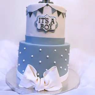 a baby shower cake