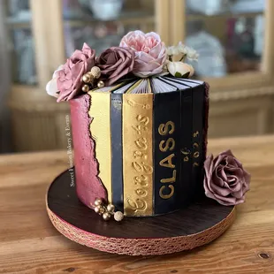 Graduation Cake, the books have edible paper.