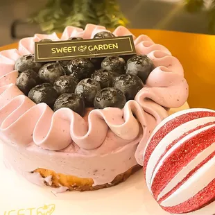 Blueberry Bliss can cause holiday joy.