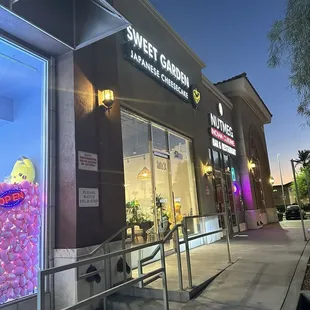 Sweet Garden - Silverado Ranch &amp; Maryland
