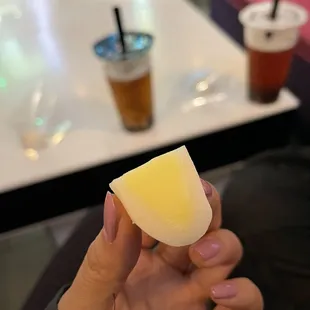Caramel pudding mochi
