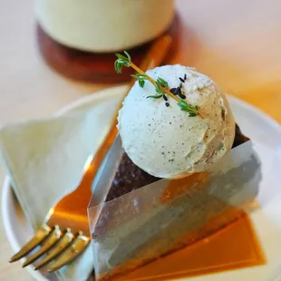Japanese Sesame Basque Burnt Cheesecake
