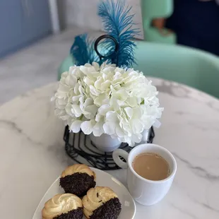 Coffee and cookies delicious!