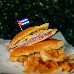 Media Noche Sandwich