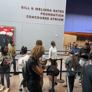 Looong line