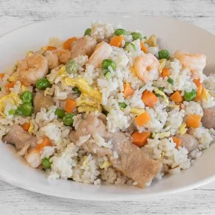 Mixed fried rice with shrimp