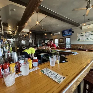 sushi and sashimi, interior