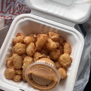 Best cheese curds i&apos;ve ever had!!