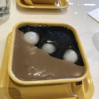 Sesame and Walnut Soup