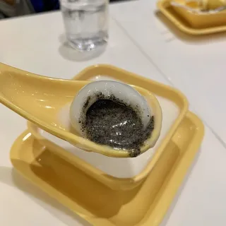 Glutinous Rice Ball Coated with Crushed with Peanut and Sesame