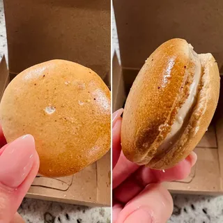 Espresso Macaron