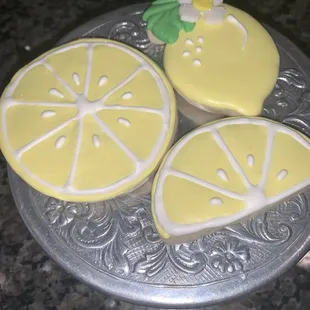 Lemon design sugar cookies