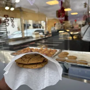 Chocolate chip cookies, fresh out