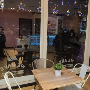 Lovely decor!