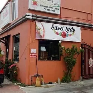 Get your GUMMY on at Sweet Lady Lei's Sweet Boutique