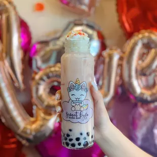 Beautiful Strawberry Shortcake Milk Tea