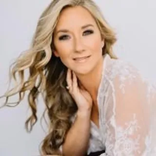Kelly W.