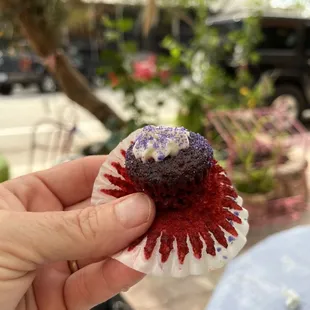Sweet Magnolias Cafe & Gift Shop