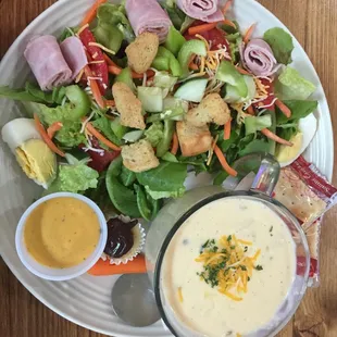 So much good food !! You Won&apos;t leave hungry !!