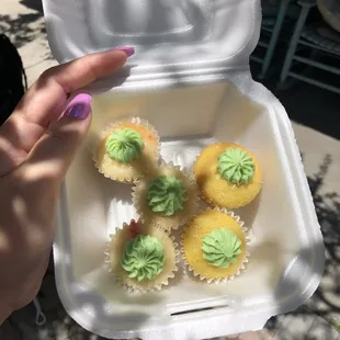 Mini cupcake (cute but sad to say not my favorite, but they were baked perfectly!)