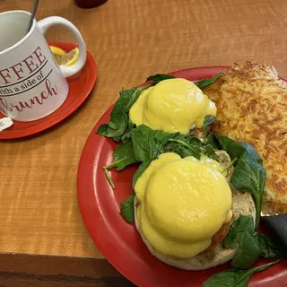 Mama's Florentine Benedict
